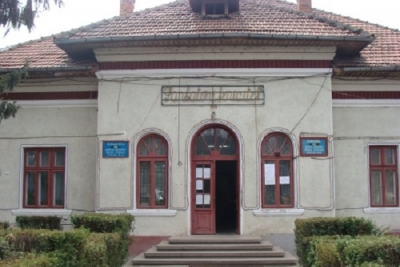 IPOTEZĂ ȘOC: FLORICOLA SE MUTĂ LA STREHAIA?