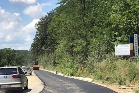 Oamenii din comuna Grozești vor circula pentru prima dată pe asfalt