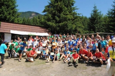 TURISM SPORTIV, LA ŞTAFETA MUNŢILOR 2016