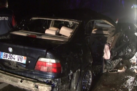 TÂNĂR DE 25 DE ANI MORT ÎN ACCIDENT, ALŢI PATRU OAMENI LA SPITAL