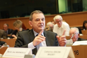 &bdquo;Amendamentul Marinescu&rdquo;, un plus de şase miliarde euro pentru Transporturi