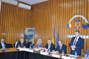 CONSILIUL JUDEȚEAN, COLABORARE BUNĂ CU PREFECTUL