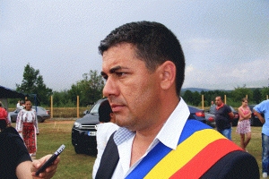 PRIMARUL DIN BAIA DE ARAMĂ, LA PUȘCĂRIE