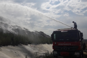 INCENDIU LA GROAPA DE GUNOI: DEŞEURILE S-AU AUTOAPRINS