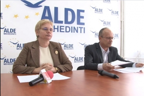 REACȚIA ALDE LA AMENINȚAREA CU EXCLUDEREA DIN GRUPUL EUROPEAN