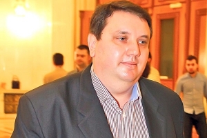 ADRIAN DUICU DESPRE DRAGNEA: &bdquo;UN CARACTER MIZERABIL, A FĂCUT MULT RĂU PSD!&rdquo;