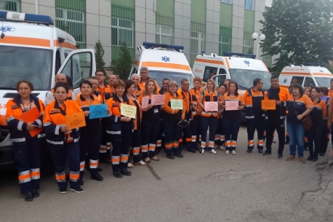 SALARIAȚII AMBULANȚEI, ÎN STRADĂ