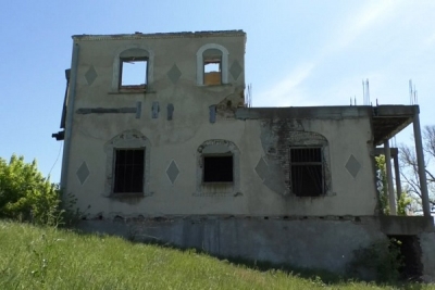 Conacul Brătienilor din Gârla Mare, cumpărat de un fermier, pentru a fi restaurat