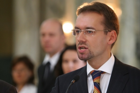 NECUNOSCUTUL SENATOR, ÎN MEHEDINȚI, TUDOR CHIUARIU