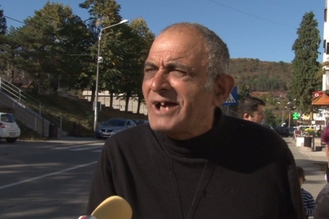 VIAȚA PRINTRE CARCALACI