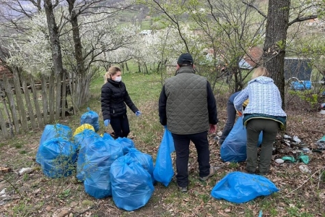Maratonul Ecologizării a ajuns și la Podeni