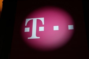 TELEKOM ADUCE TEHNOLOGIE MODERNĂ LA SPITALUL ORȘOVA