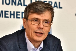 MINISTRUL ENERGIEI, LUAT LA ROST DE VIRGIL POPESCU