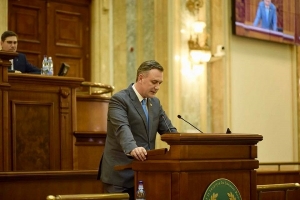 SIBINESCU &Icirc;ȘI PIERDE INFLUENȚA