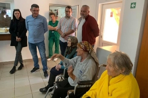 SURPRIZE PENTRU BĂTR&Acirc;NII DIN B&Acirc;CLEȘ, DIN PARTEA TSD MEHEDINȚI