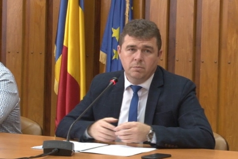 ALADIN DESCOPERĂ LĂȚIMEA DRUMURILOR