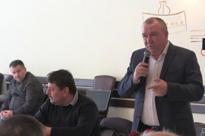 CONSTANTIN POPESCU FACE APEL LA O CAMPANIE DECENTĂ