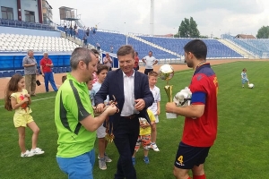 LOUIS MOISESCU &bdquo;&Icirc;mi doresc o echipă de fotbal reprezentativă, pentru Severin, și o mai mare atenție pentru sportul mehedințean!&rdquo;