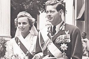 DRUM BUN PRINTE &Icirc;NGERI, MAJESTATE!