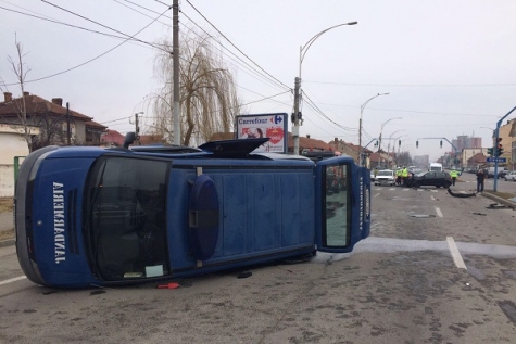 JANDARMI RĂNIŢI ÎN MISIUNE