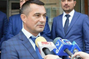 ȘOC PE SCENA POLITICĂ: TRUȘCĂ SE &Icirc;NTOARCE LA PRIMĂRIE