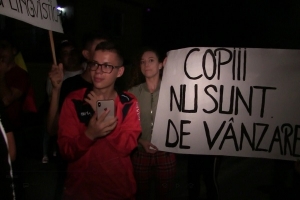 PROTEST DE AMPLOARE &Icirc;N SATUL DIN CARE SORINA A FOST LUATĂ CU FORȚA